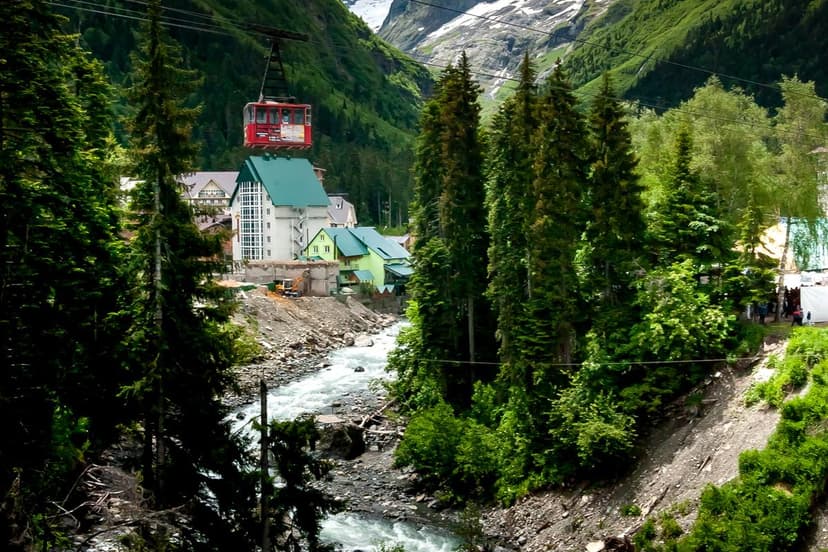 Домбай, Шоанинский храм
