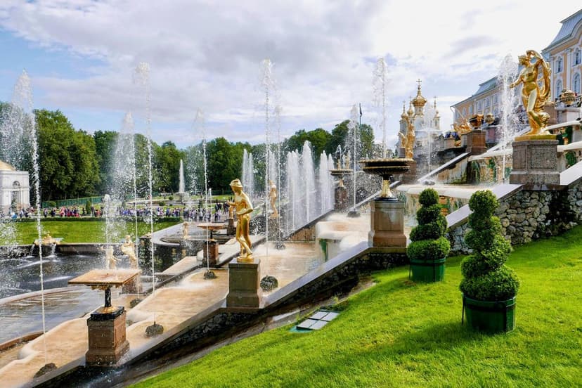 Автобусная экскурсия в Петергоф