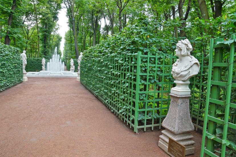 Экскурсия в Летний дворец Петра I. Летний сад