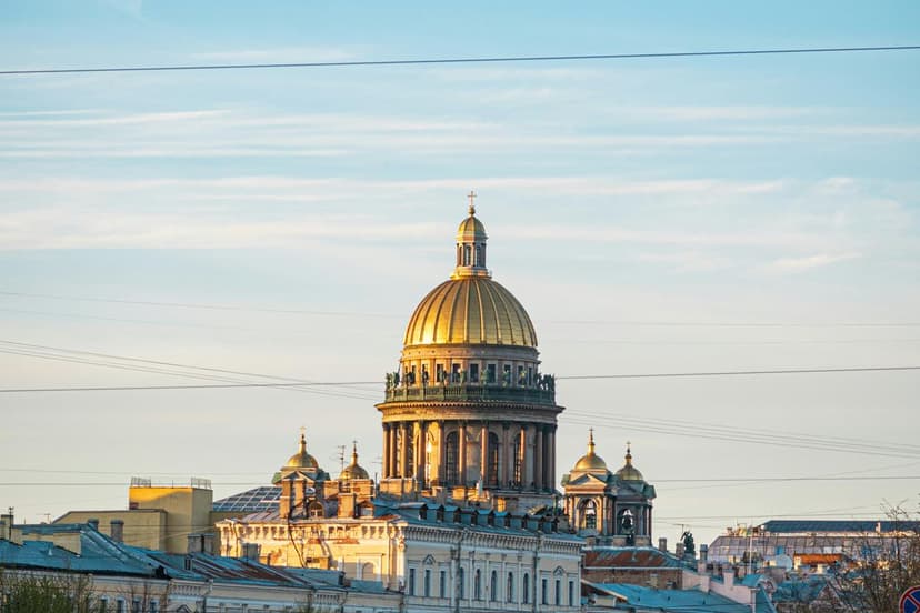 Экскурсия «Шедевры и святыни Северной столицы». Теплоходная прогулка по рекам и каналам